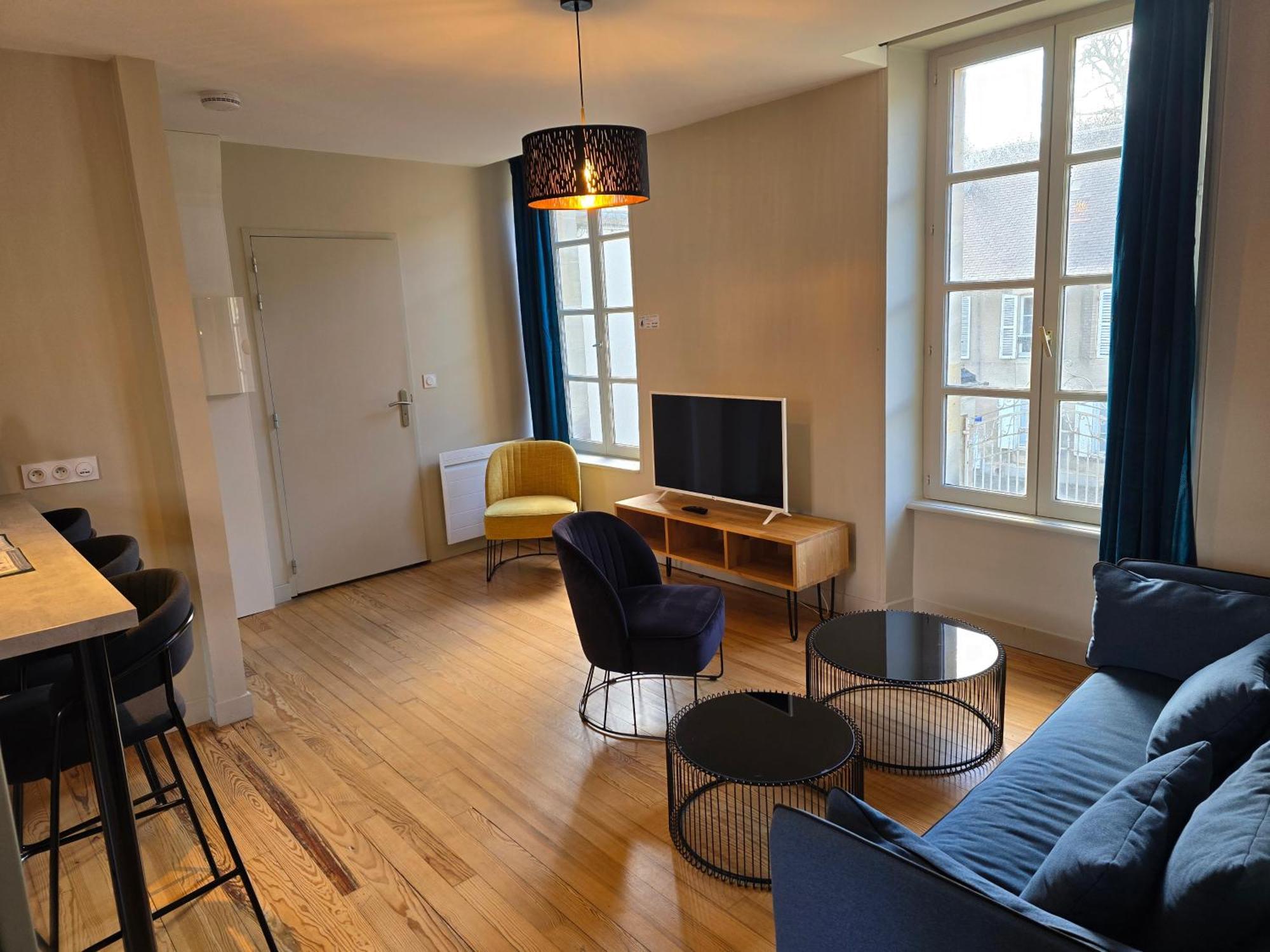 Au Loup Historic Apartments Байе Экстерьер фото